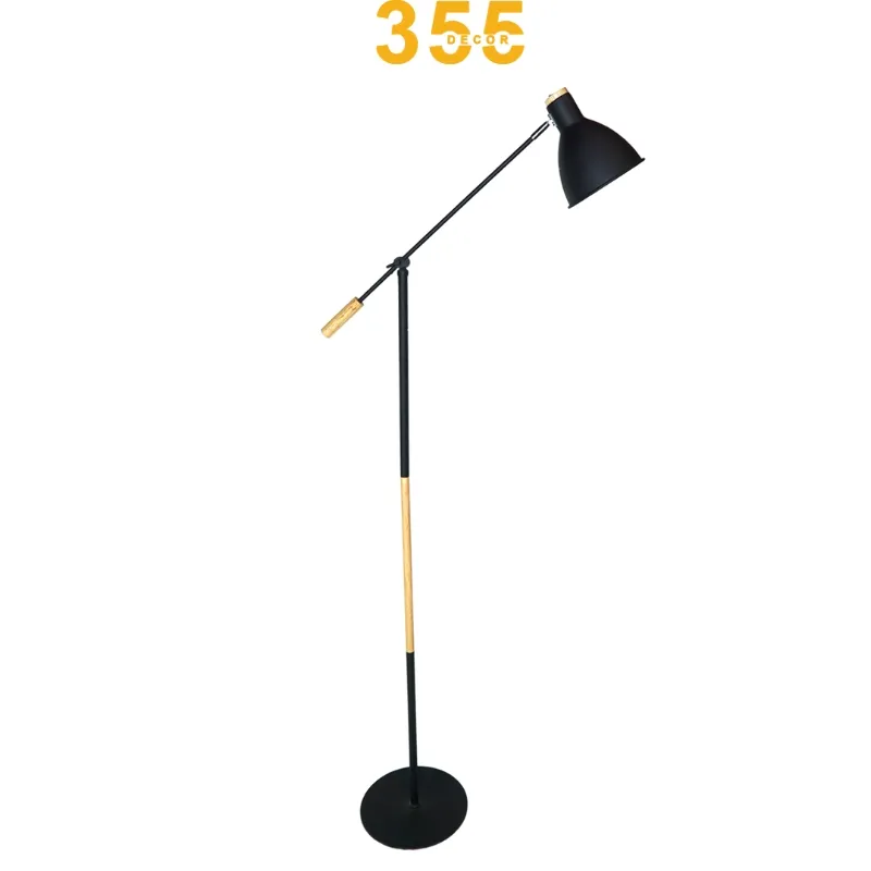 Mẫu đèn đứng cao cấp này thể hiện sự chắc chắn và phong cách.