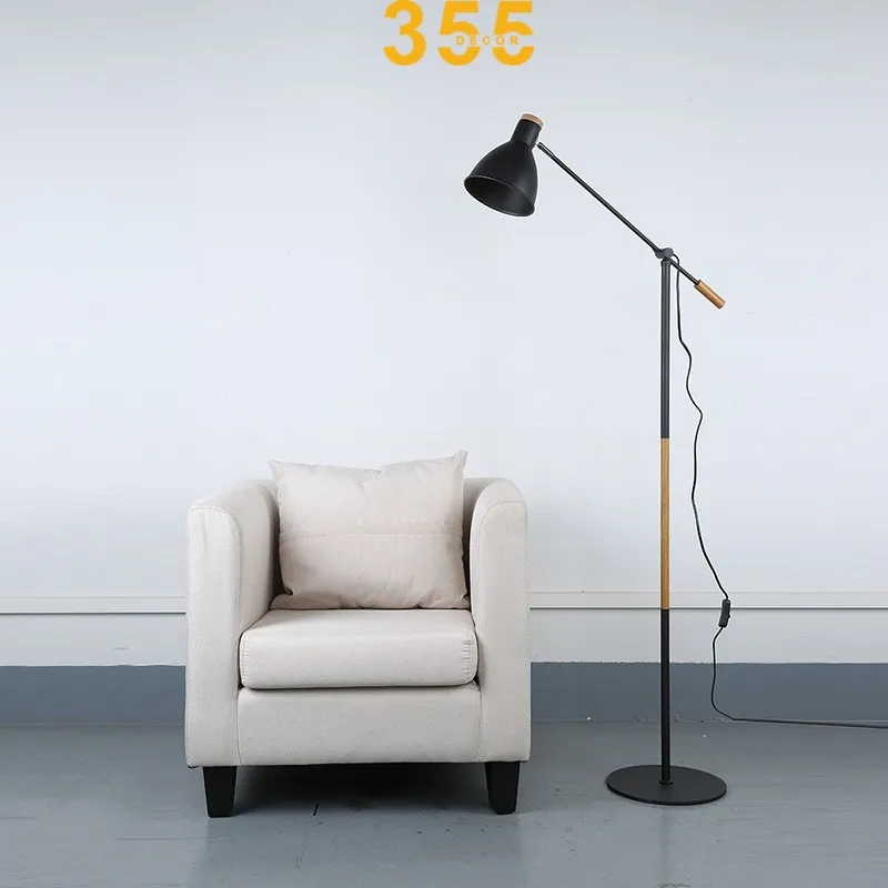 Đèn Đứng DD14DEN 1 Mẫu den-dung-hien-dai này có thân sắt sơn đen tĩnh điện kết hợp chi tiết gỗ, chao đèn hình nón.