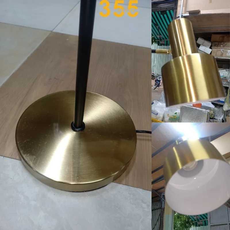 Đèn Đứng DD39B 2 Ảnh cận cảnh chao đèn dáng loa trụ và đế đèn hợp kim mạ vàng