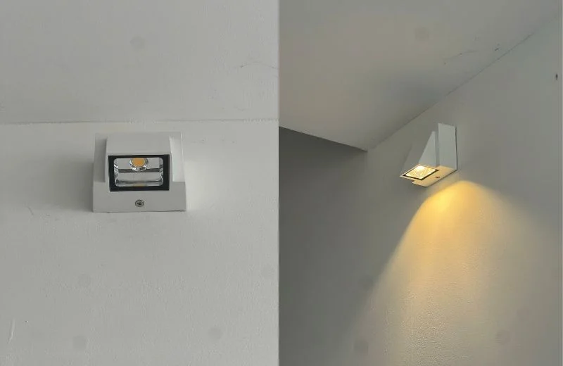 Đèn Tường Ngoài Trời VNT2220 2 Đèn Tường Ngoài Trời VNT2220 5