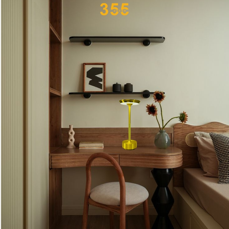 Đèn Bàn DB04 – Thiết Kế Cảm Ứng Sang Trọng, Ánh Sáng Dịu Nhẹ 1 Đèn Bàn Trang Trí Nội Thất DB04 - 355decor