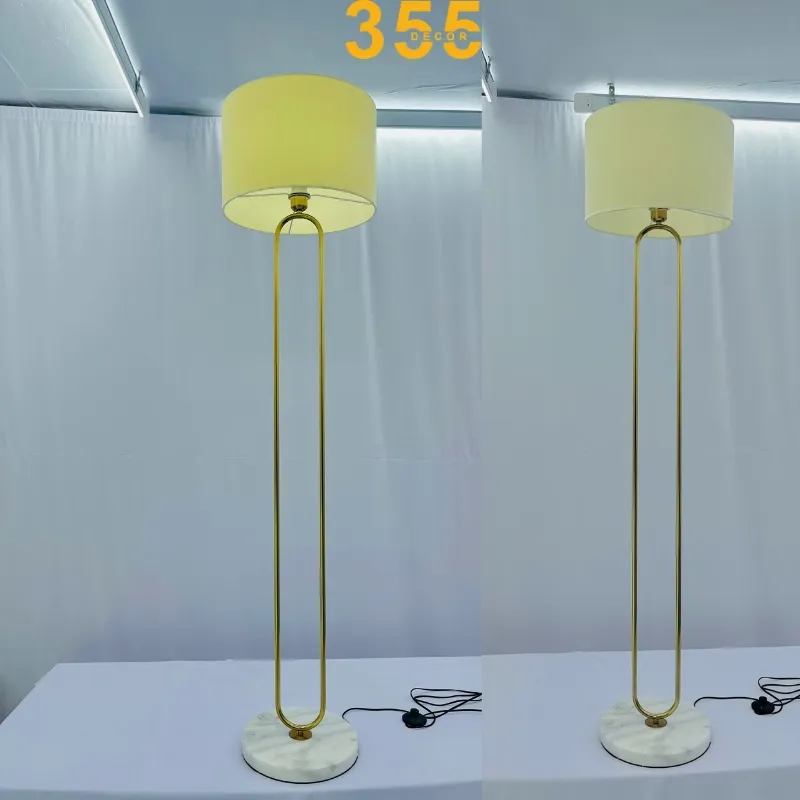 Ánh sáng dịu nhẹ từ Đèn Đứng DD8172 với bóng E27 qua chao vải, tạo không gian ấm cúng